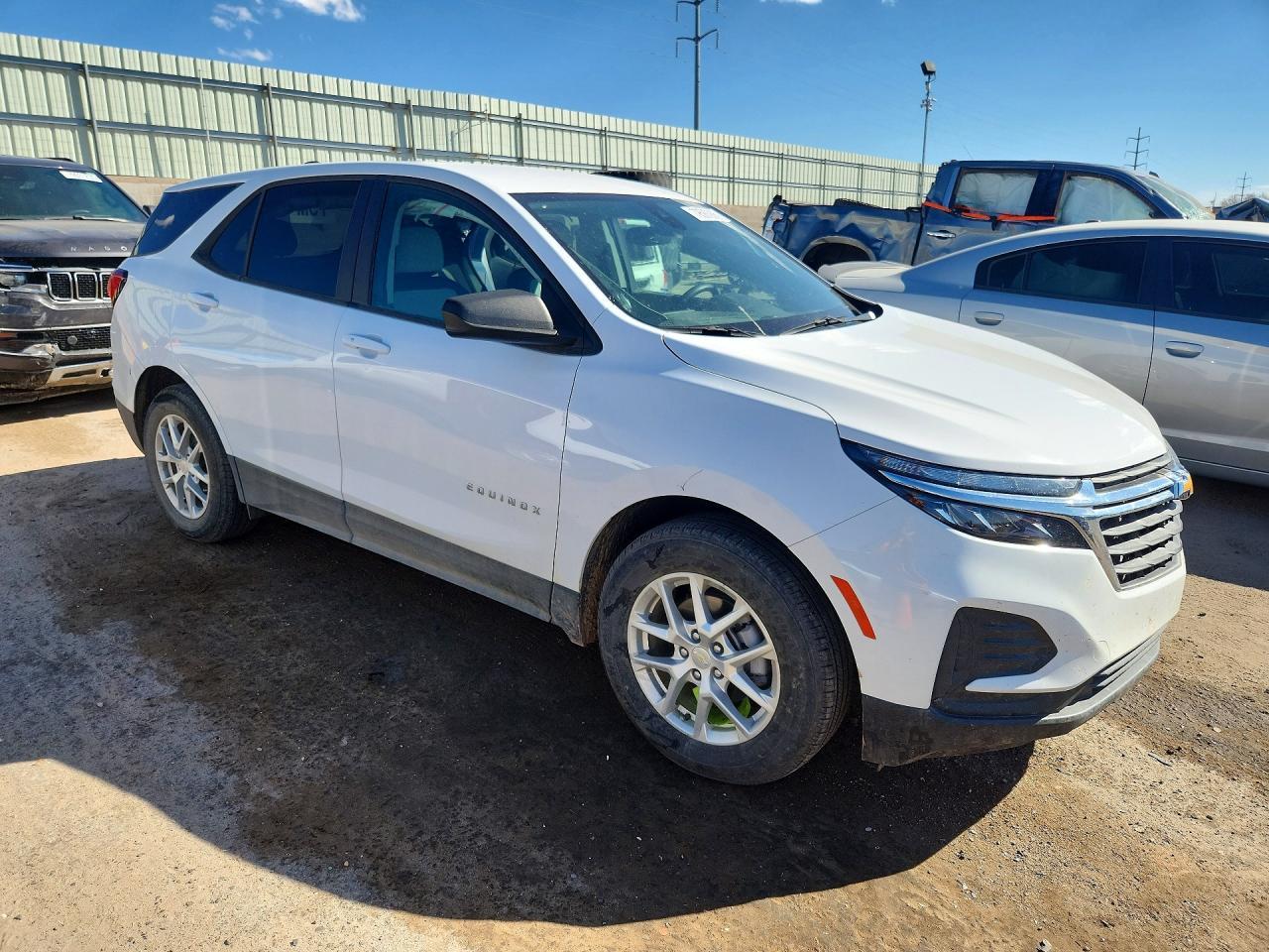 2024 Chevrolet Equinox Ls - zdjęcie 4