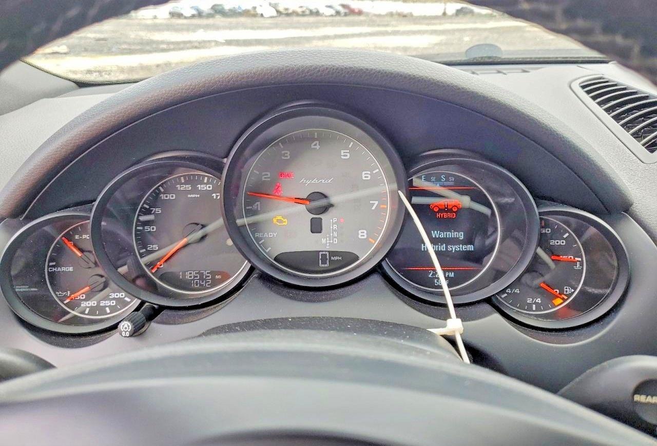 2014 Porsche Cayenne S Hybrid - zdjęcie 9