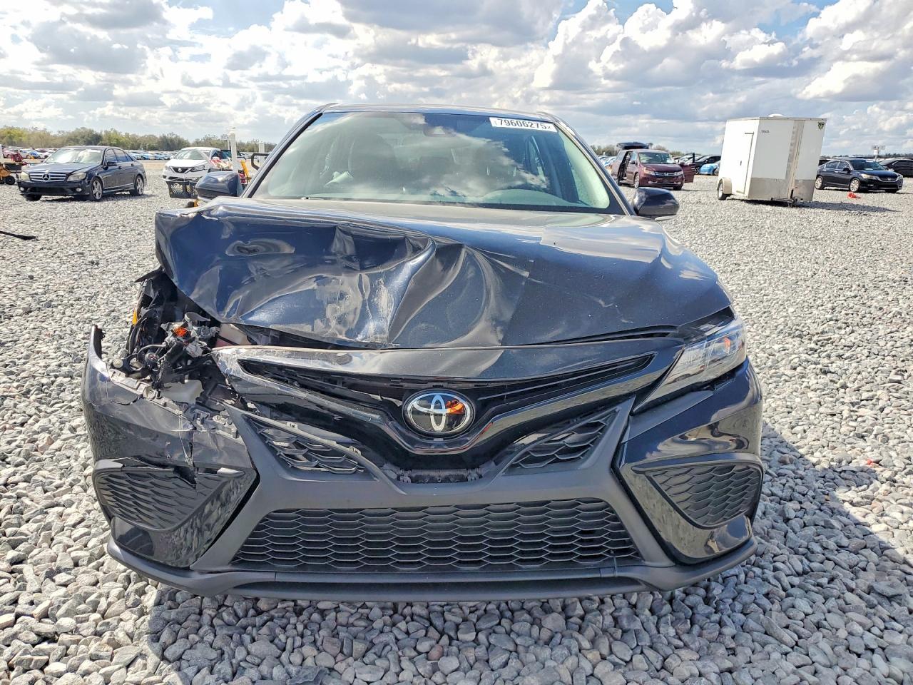 2023 Toyota Camry Se - zdjęcie 5