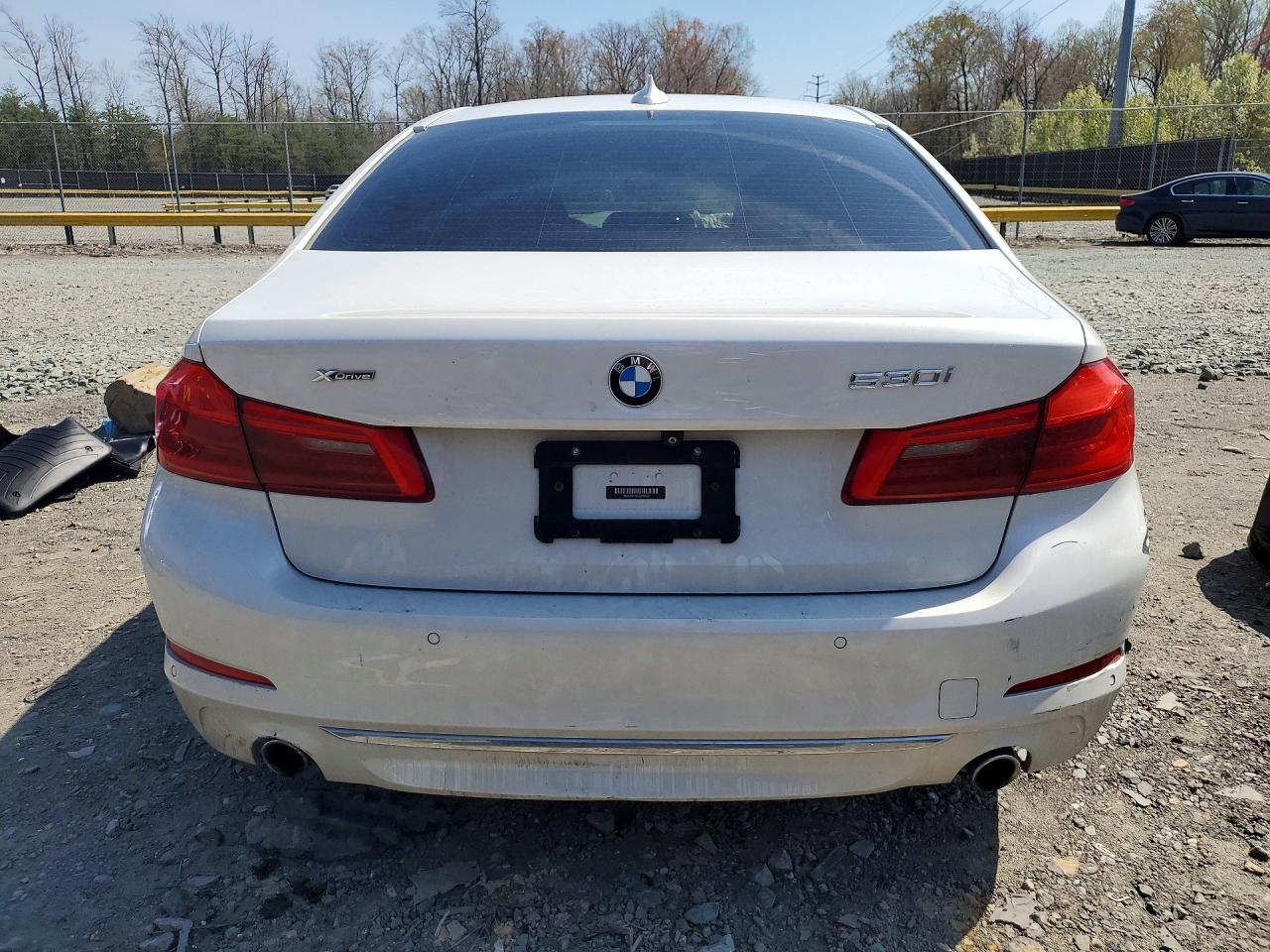 2018 BMW 530 I - zdjęcie 6