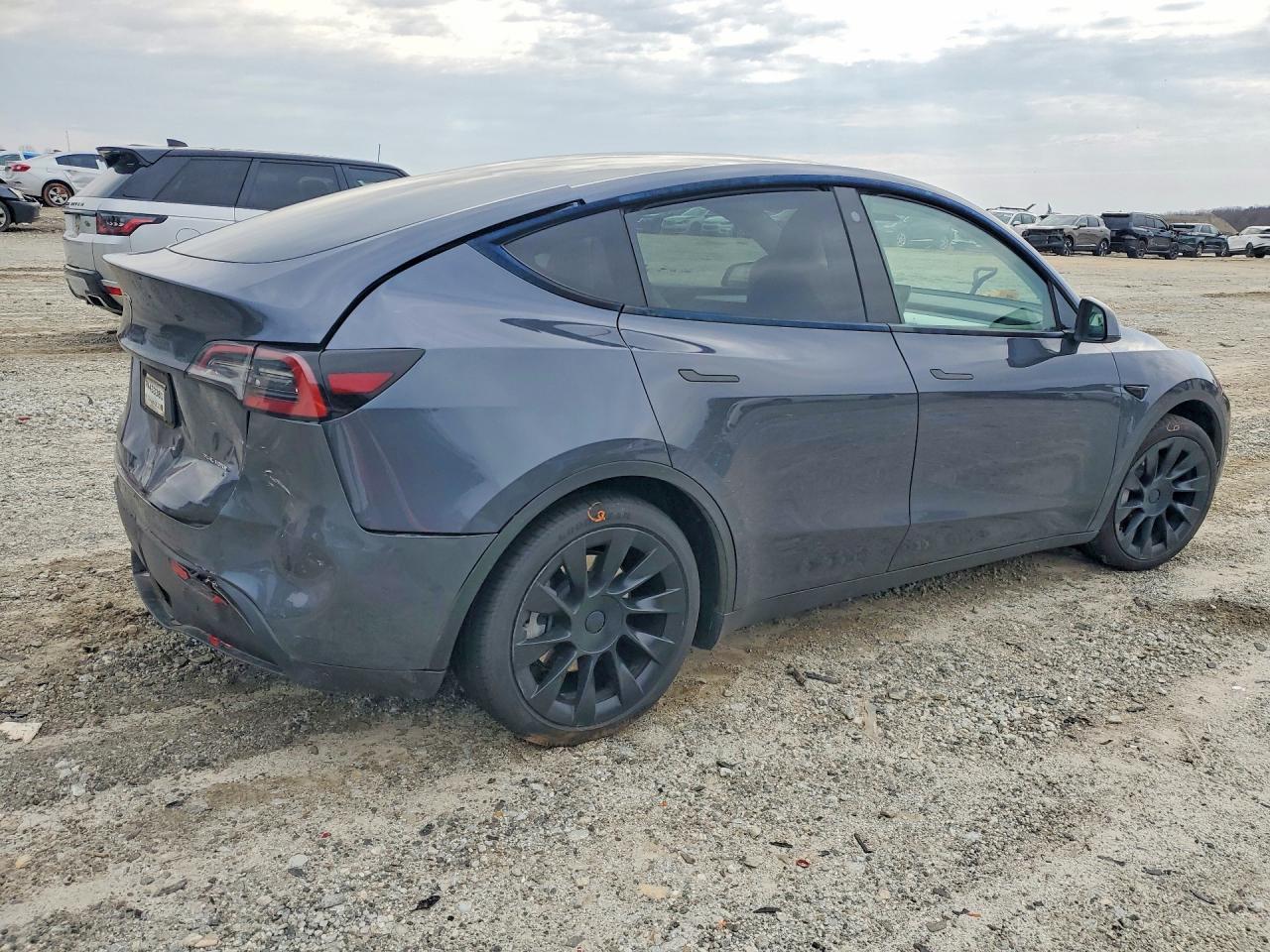 2023 Tesla Model Y - zdjęcie 3