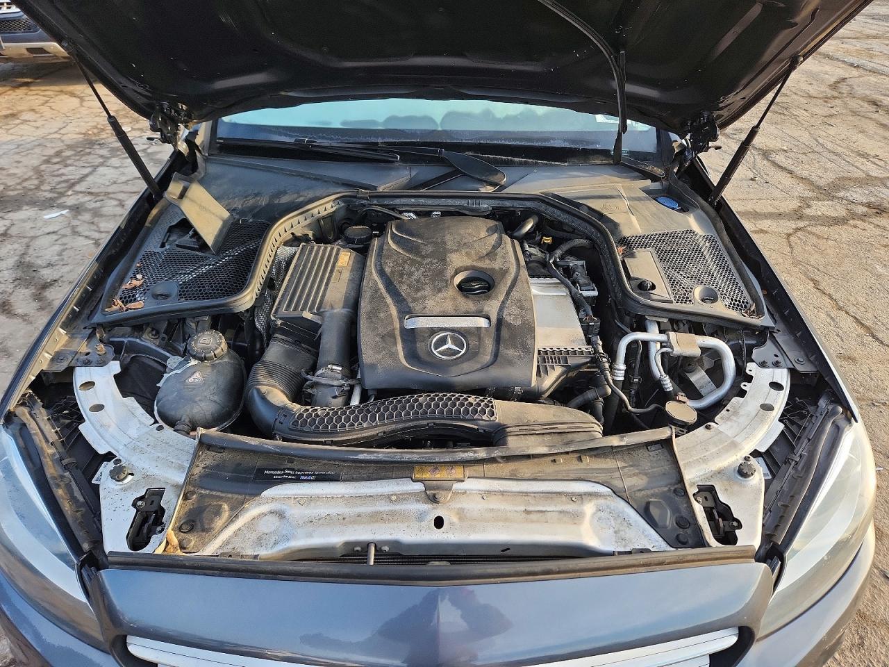 2016 Mercedes-Benz C 300 4Matic - zdjęcie 11