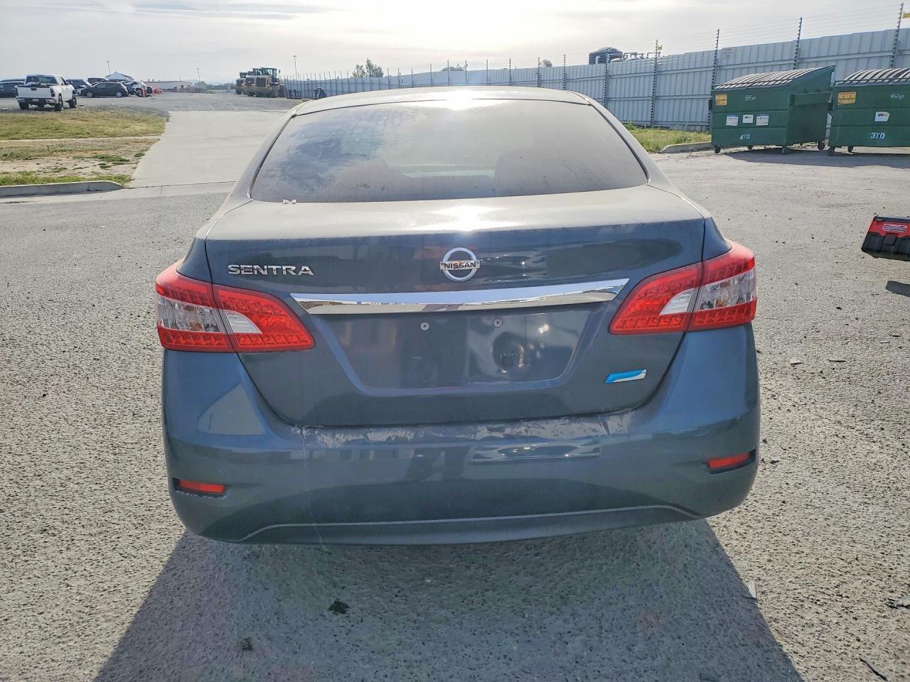 2014 Nissan Sentra S - zdjęcie 6