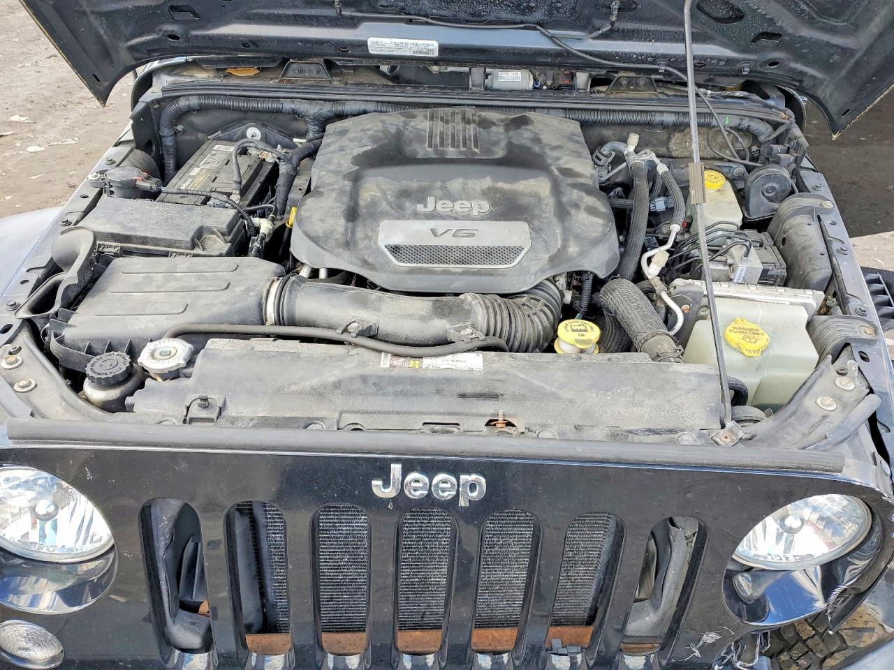2015 Jeep Wrangler Sport - zdjęcie 11