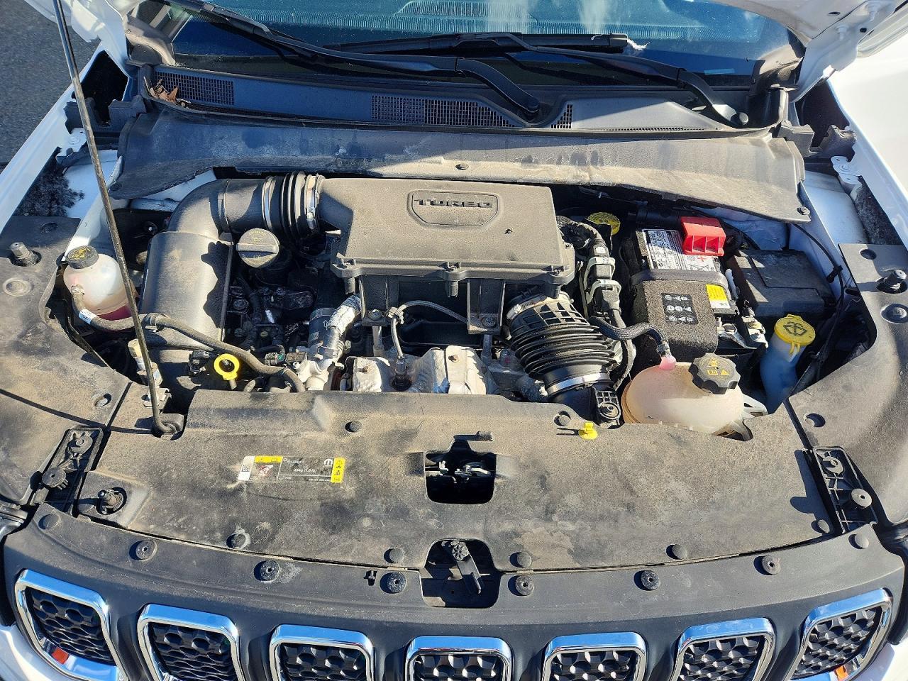 2023 Jeep Compass Latitude - zdjęcie 12