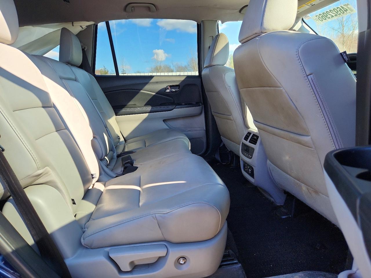 2017 Honda Pilot Touring - zdjęcie 11