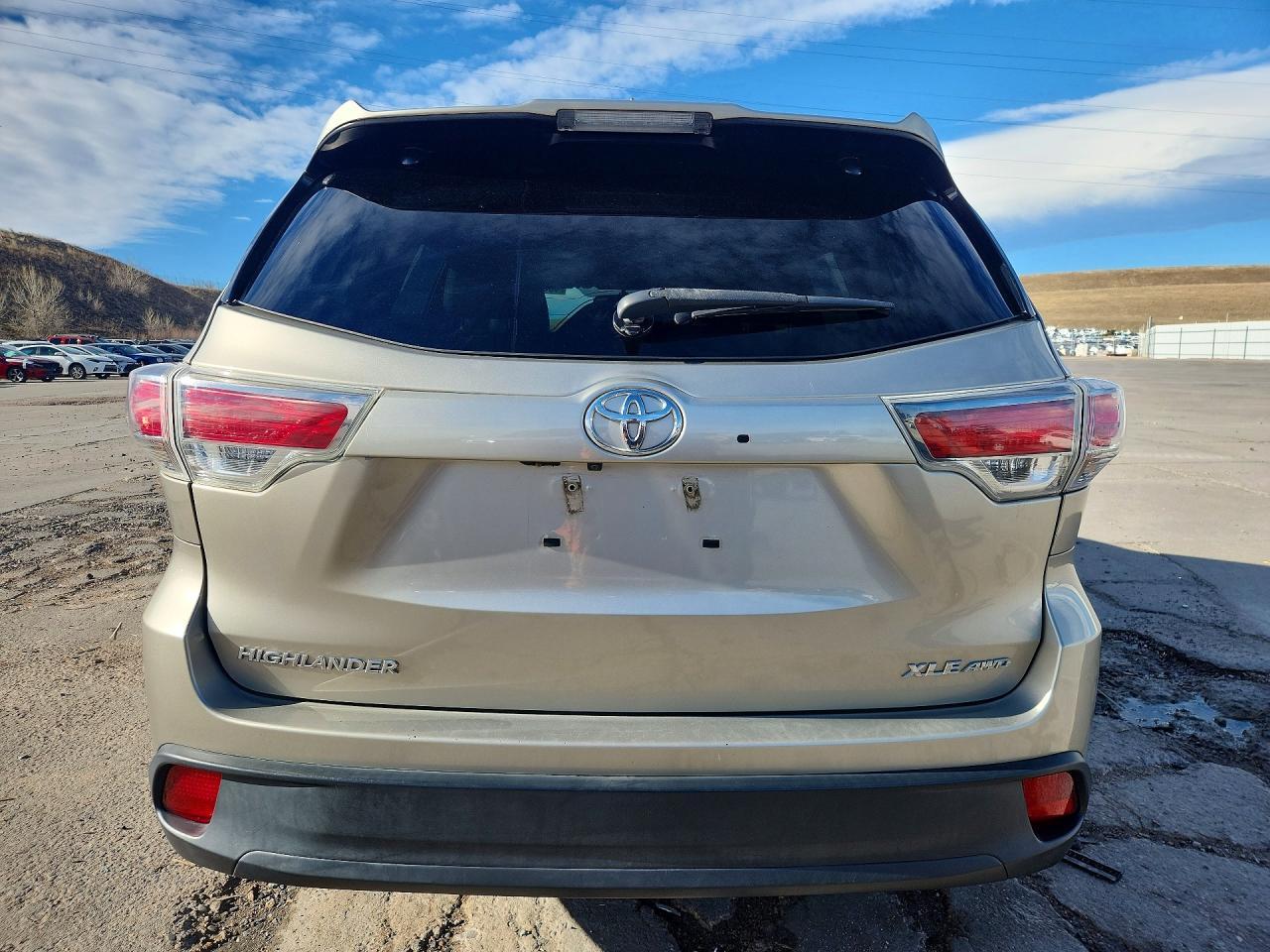 2015 Toyota Highlander Xle - zdjęcie 6
