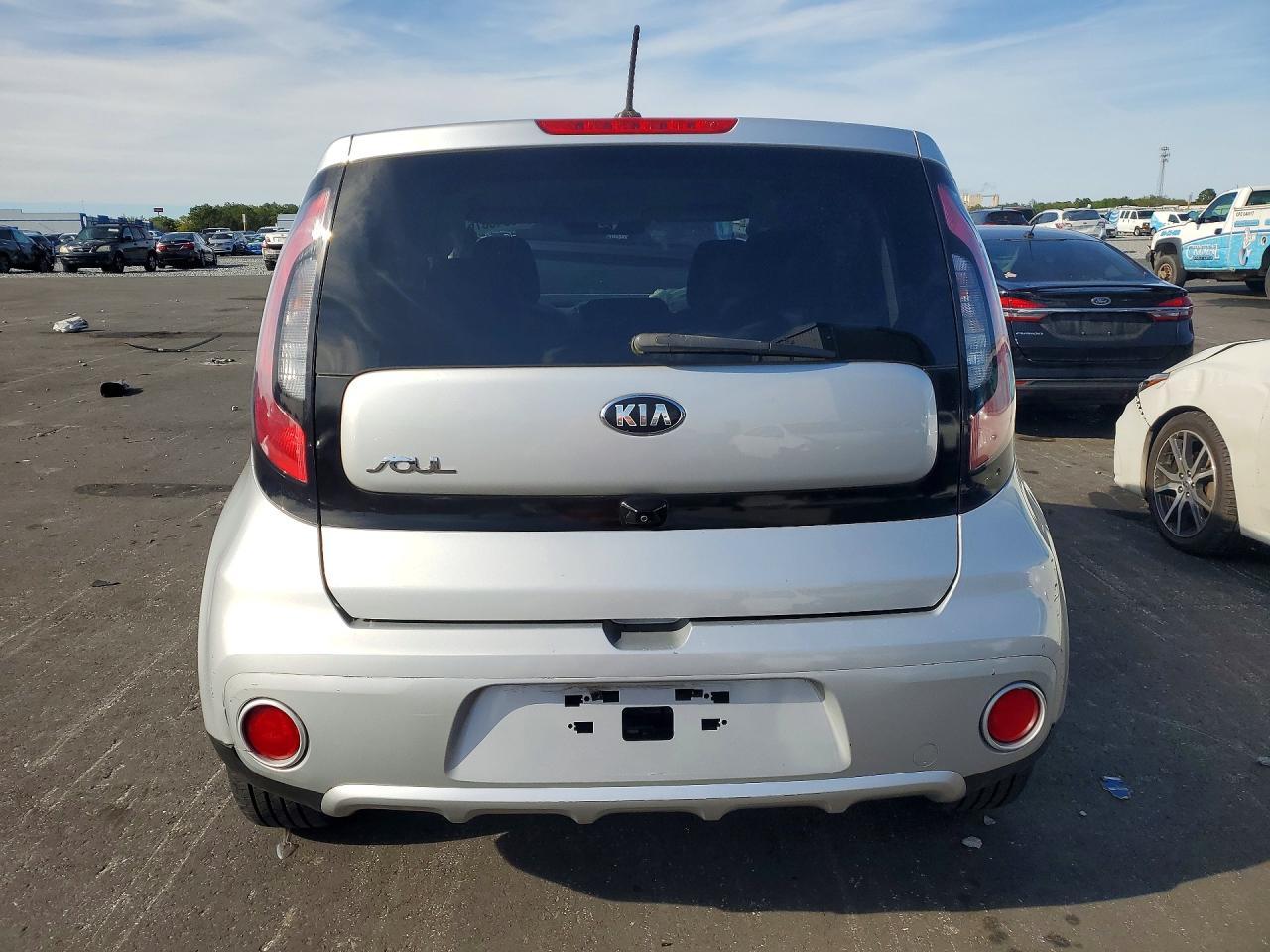 2018 Kia Soul + - zdjęcie 6