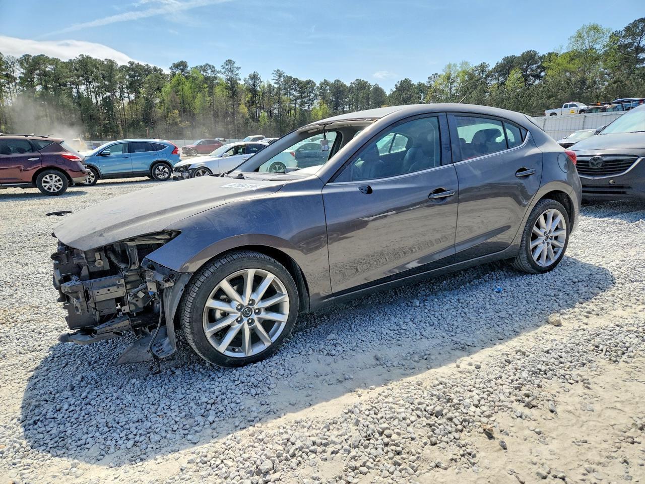 2017 Mazda 3 Touring - zdjęcie główne