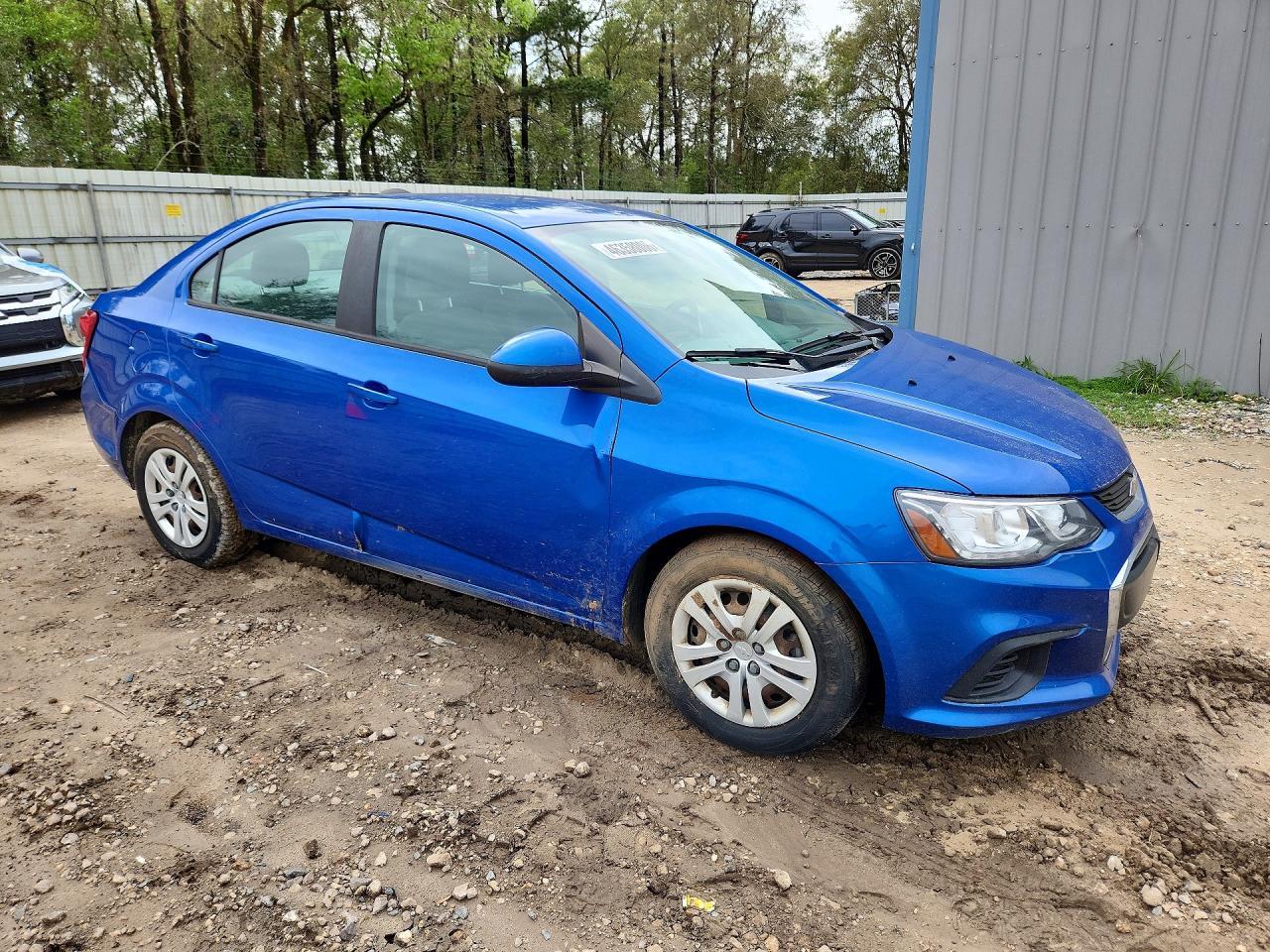 2019 Chevrolet Sonic Ls - zdjęcie 4