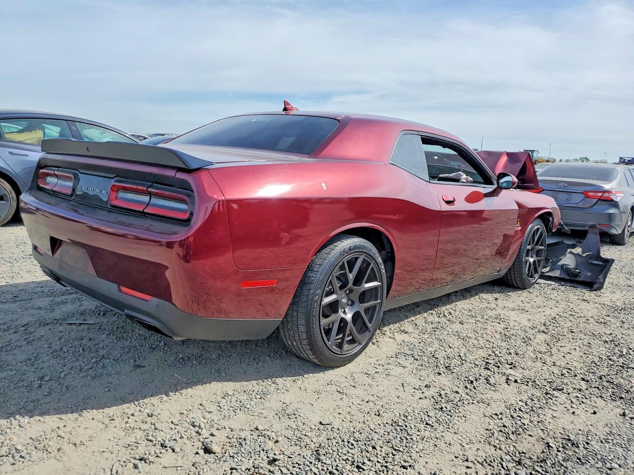 2018 Dodge Challenger R - zdjęcie 3