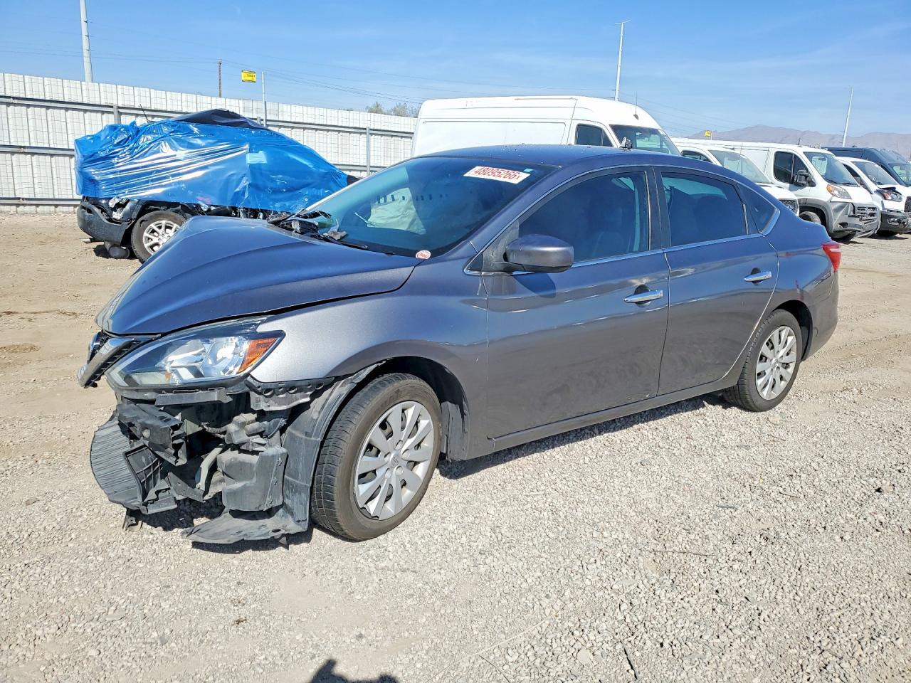 2016 Nissan Sentra S - zdjęcie główne