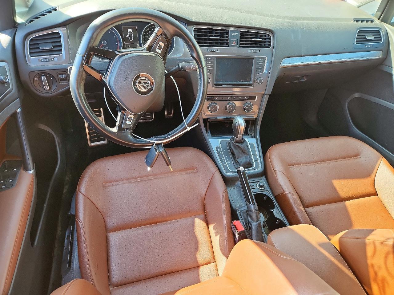 2017 Volkswagen Golf Alltrack S - zdjęcie 8