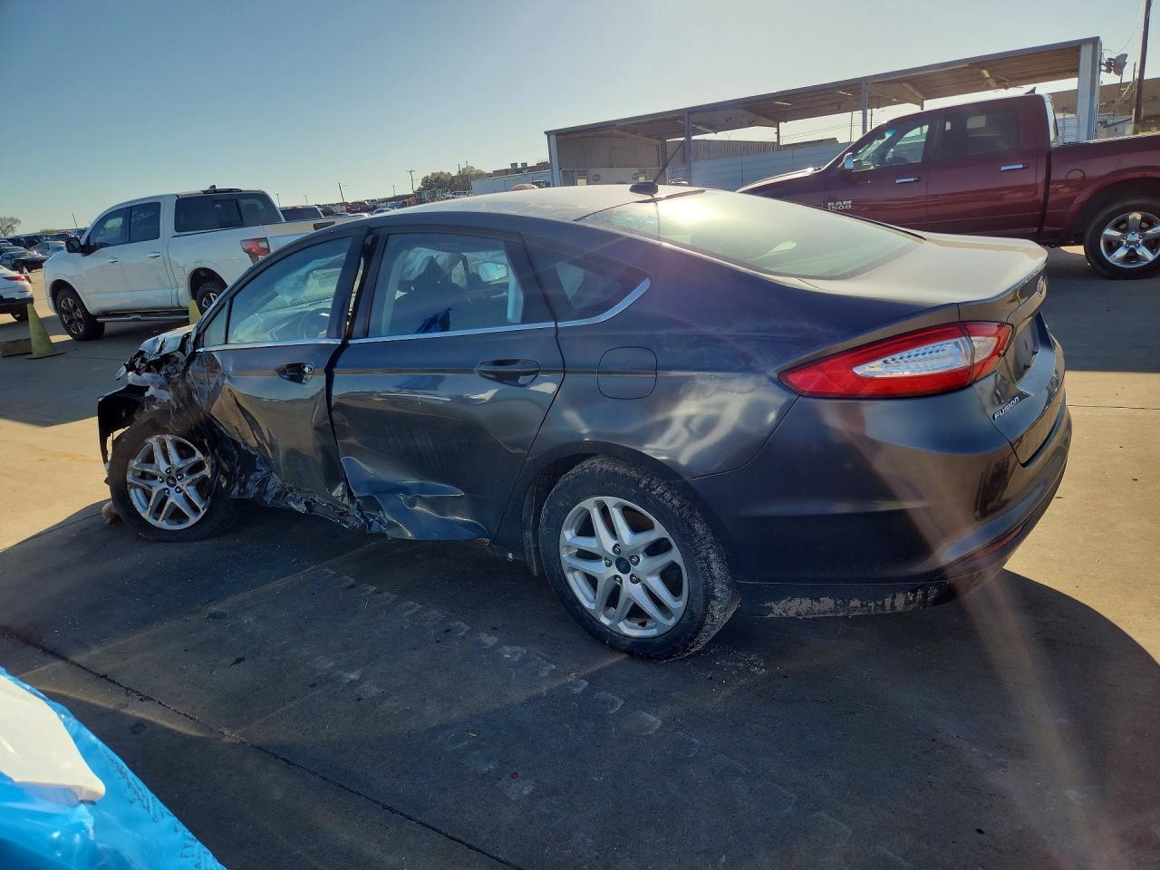 2016 Ford Fusion Se - zdjęcie 2