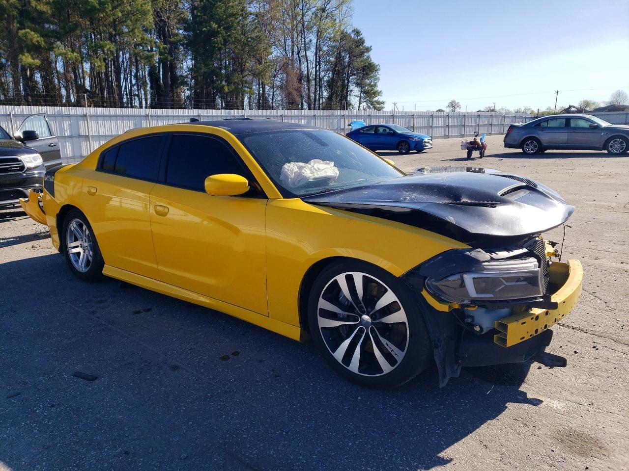 2017 Dodge Charger R - zdjęcie 4