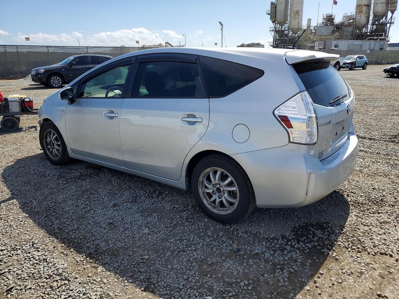 2013 Toyota Prius V Three - zdjęcie 2