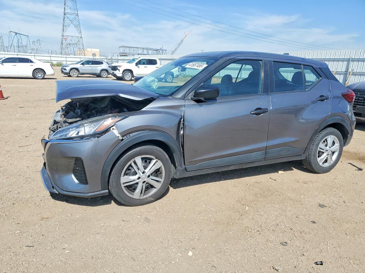 2021 Nissan Kicks S - zdjęcie główne