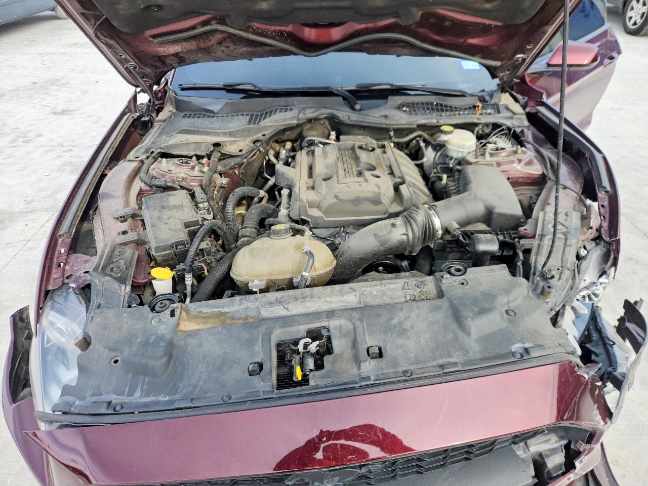 2018 Ford Mustang - zdjęcie 11