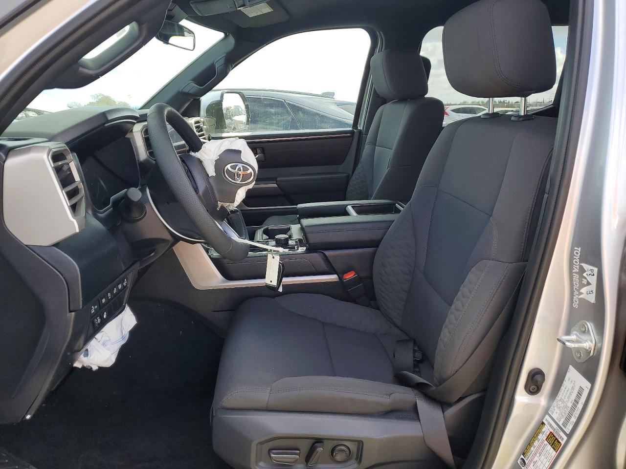 2025 Toyota Tundra Sr5 - zdjęcie 7