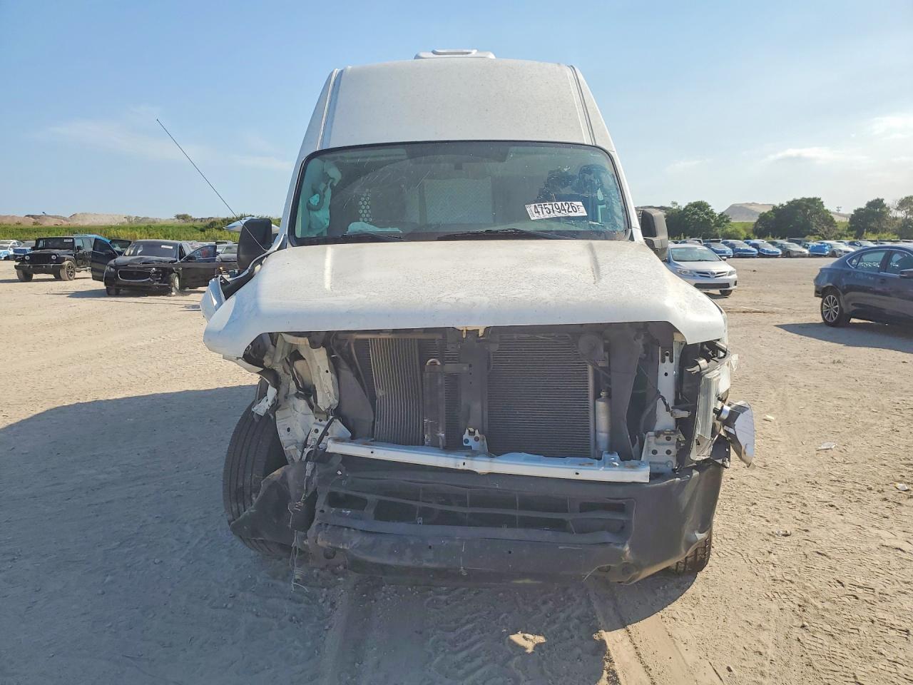 2018 Nissan Nv 2500 Hd Sv - zdjęcie 5