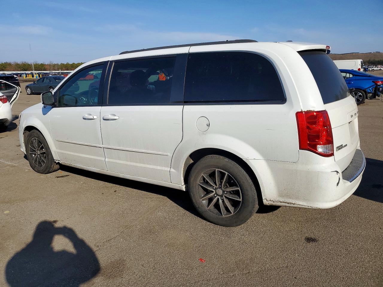 2017 Dodge Grand Caravan Gt - zdjęcie 2