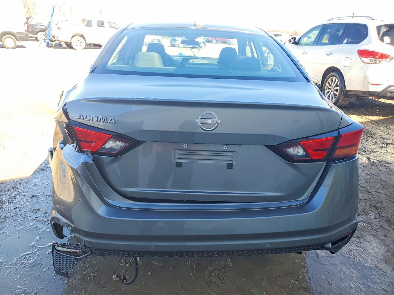 2025 Nissan Altima 2.5 Sv - zdjęcie 6