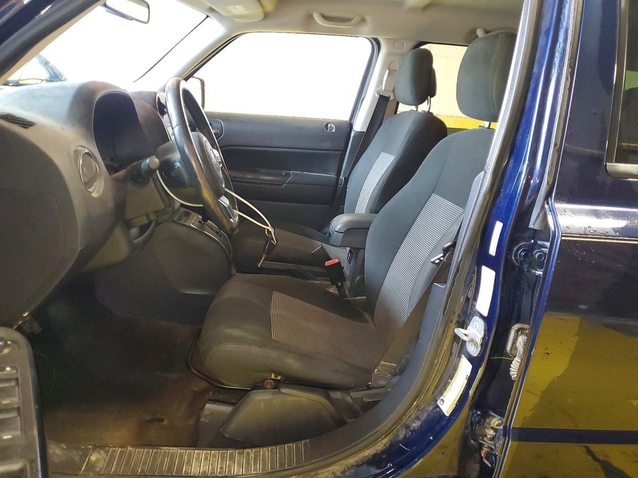 2014 Jeep Patriot Latitude - zdjęcie 7