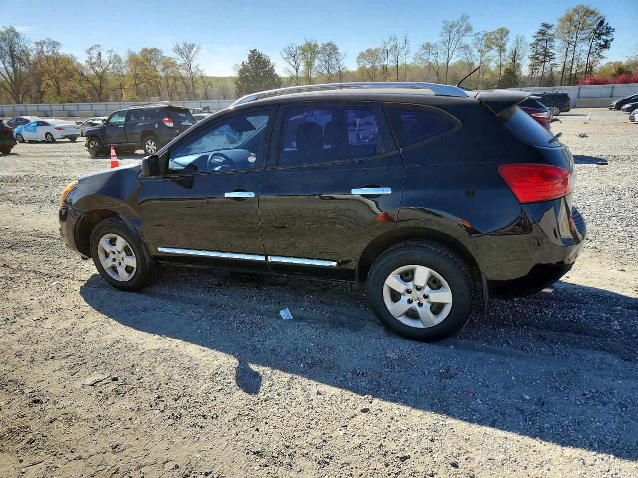 2014 Nissan Rogue Select S - zdjęcie 2