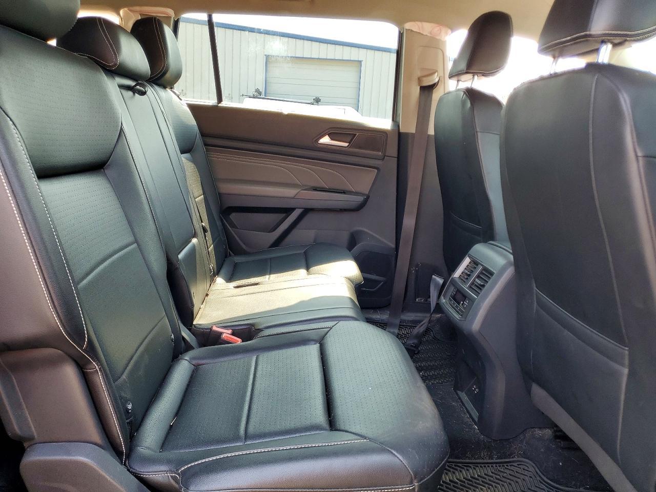 2022 Volkswagen Atlas Se - zdjęcie 11