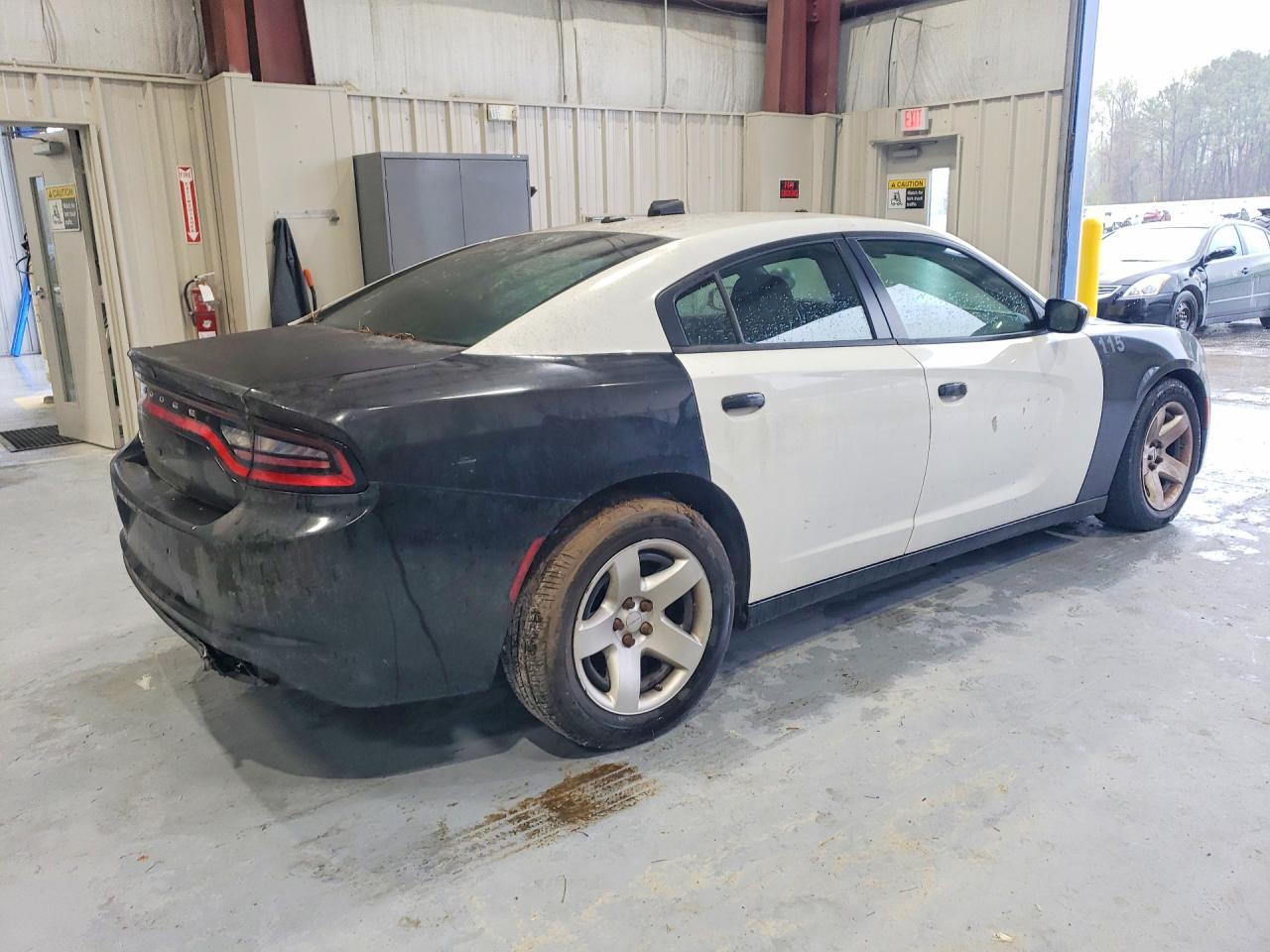 Dodge Charger - zdjęcie 3