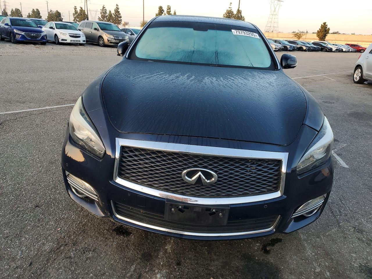 2017 Infiniti Q70 3.7 - zdjęcie 5