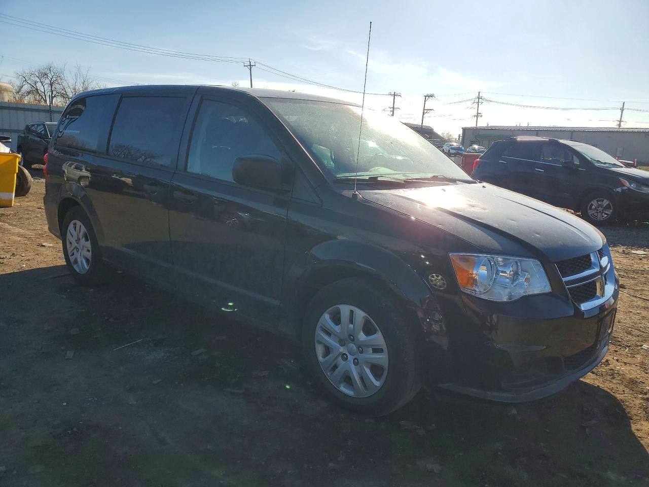 2020 Dodge Grand Caravan Se - zdjęcie 4