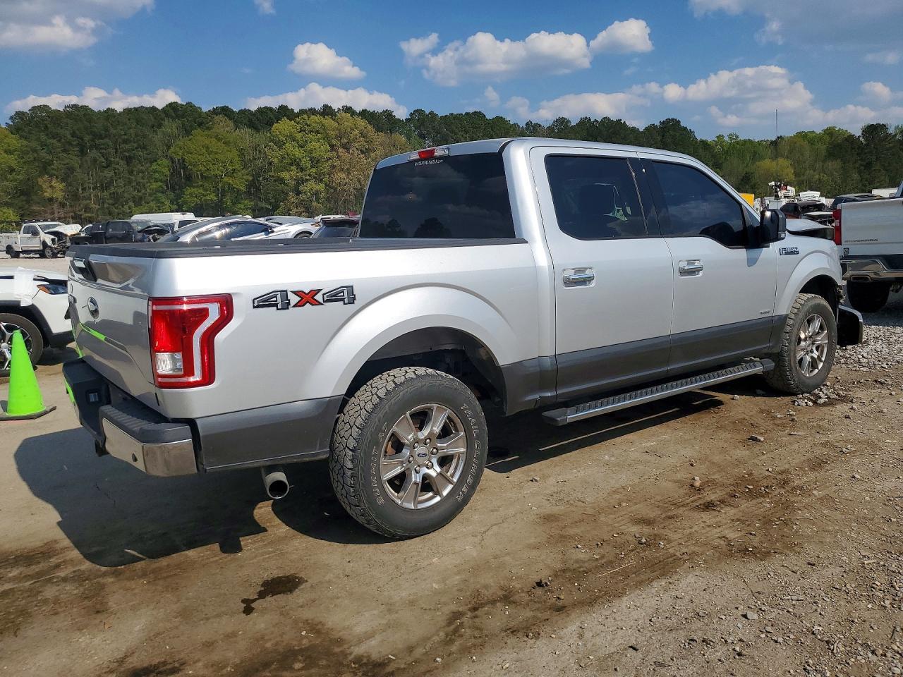 2015 Ford F150 Supercrew - zdjęcie 3