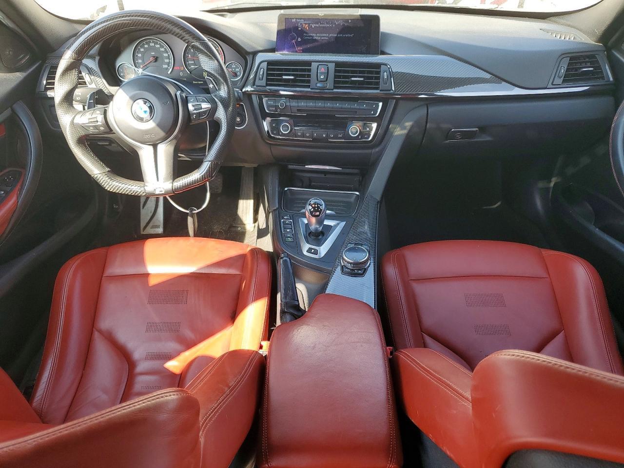 2015 BMW M3 - zdjęcie 8