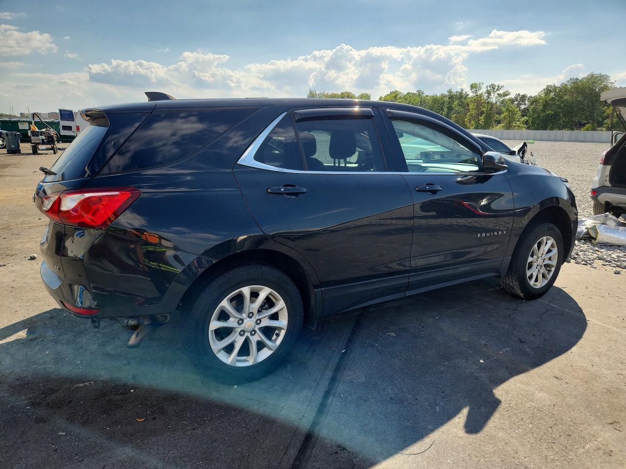 2018 Chevrolet Equinox Lt - zdjęcie 3