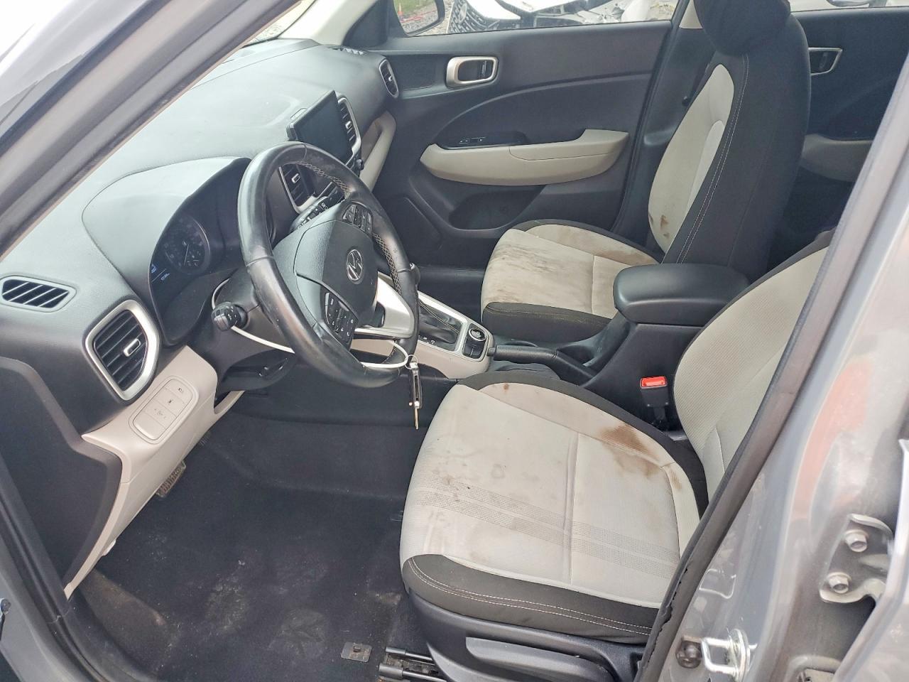 2022 Hyundai Venue Sel - zdjęcie 7