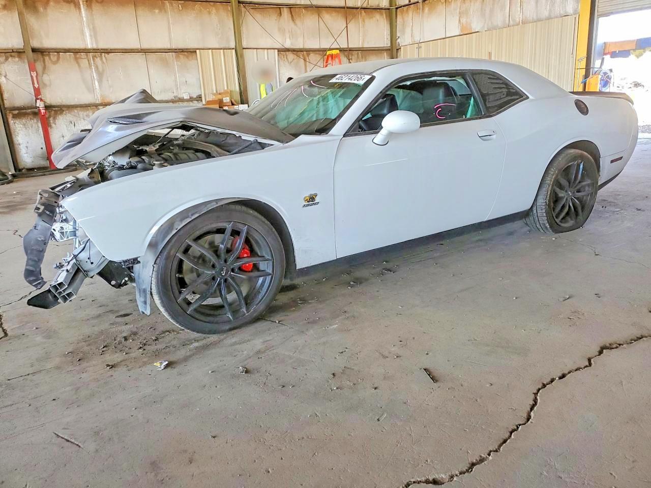 2019 Dodge Challenger R - zdjęcie główne