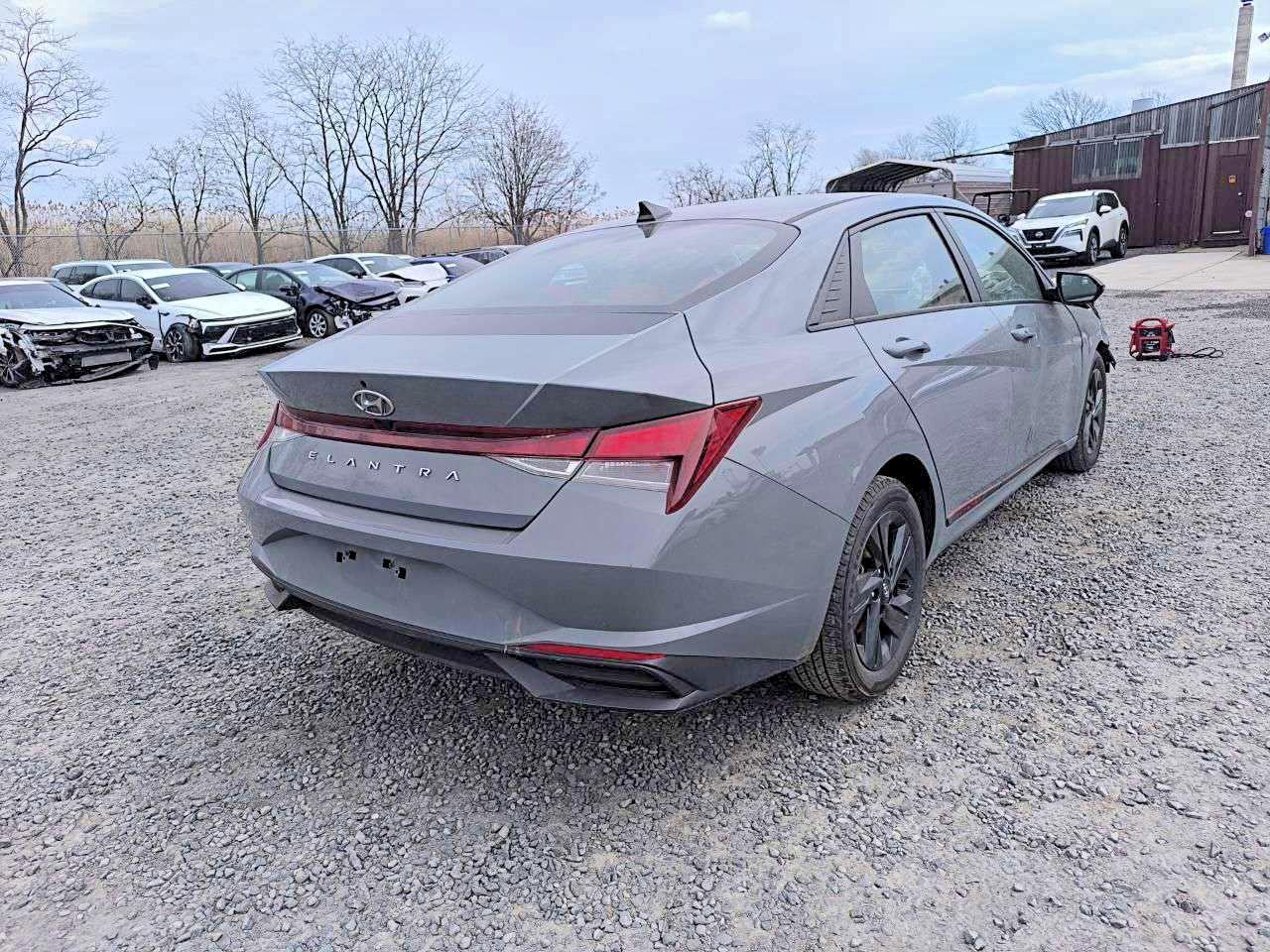 2021 Hyundai Elantra Sel - zdjęcie 4