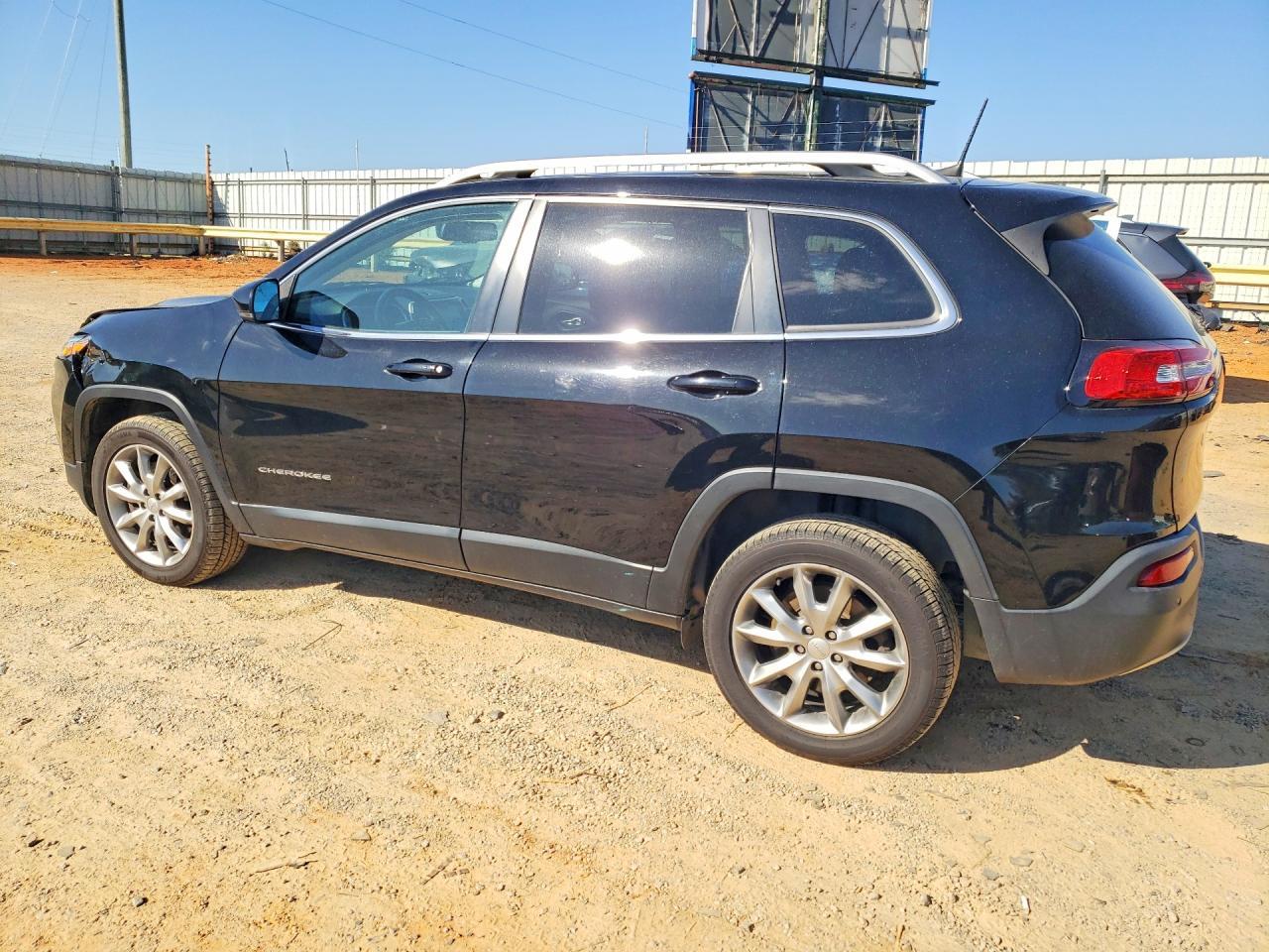 2018 Jeep Cherokee Limited - zdjęcie 2