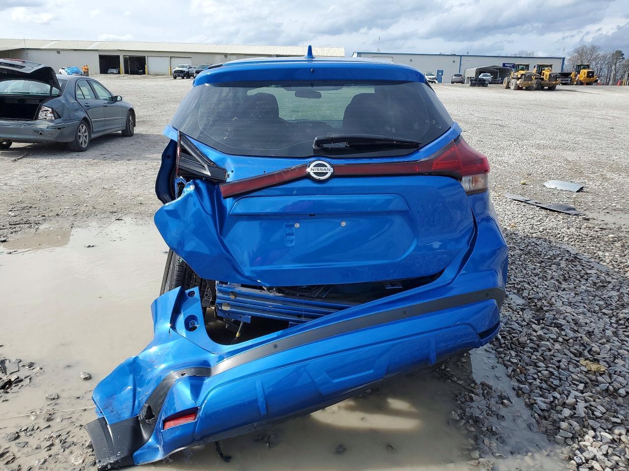 2021 Nissan Kicks S - zdjęcie 6