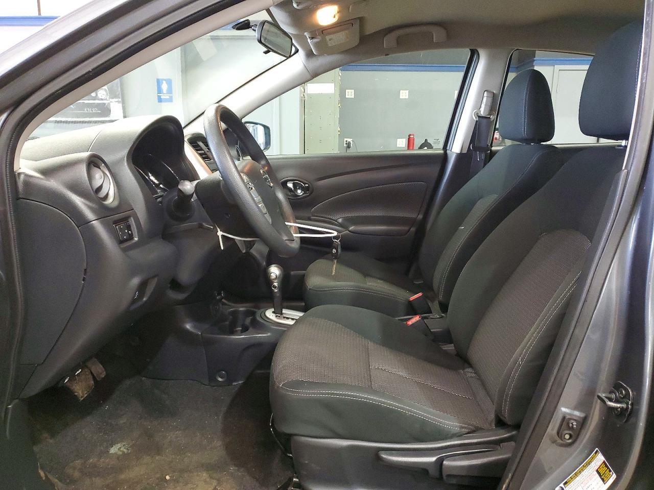 2019 Nissan Versa Sv - zdjęcie 7