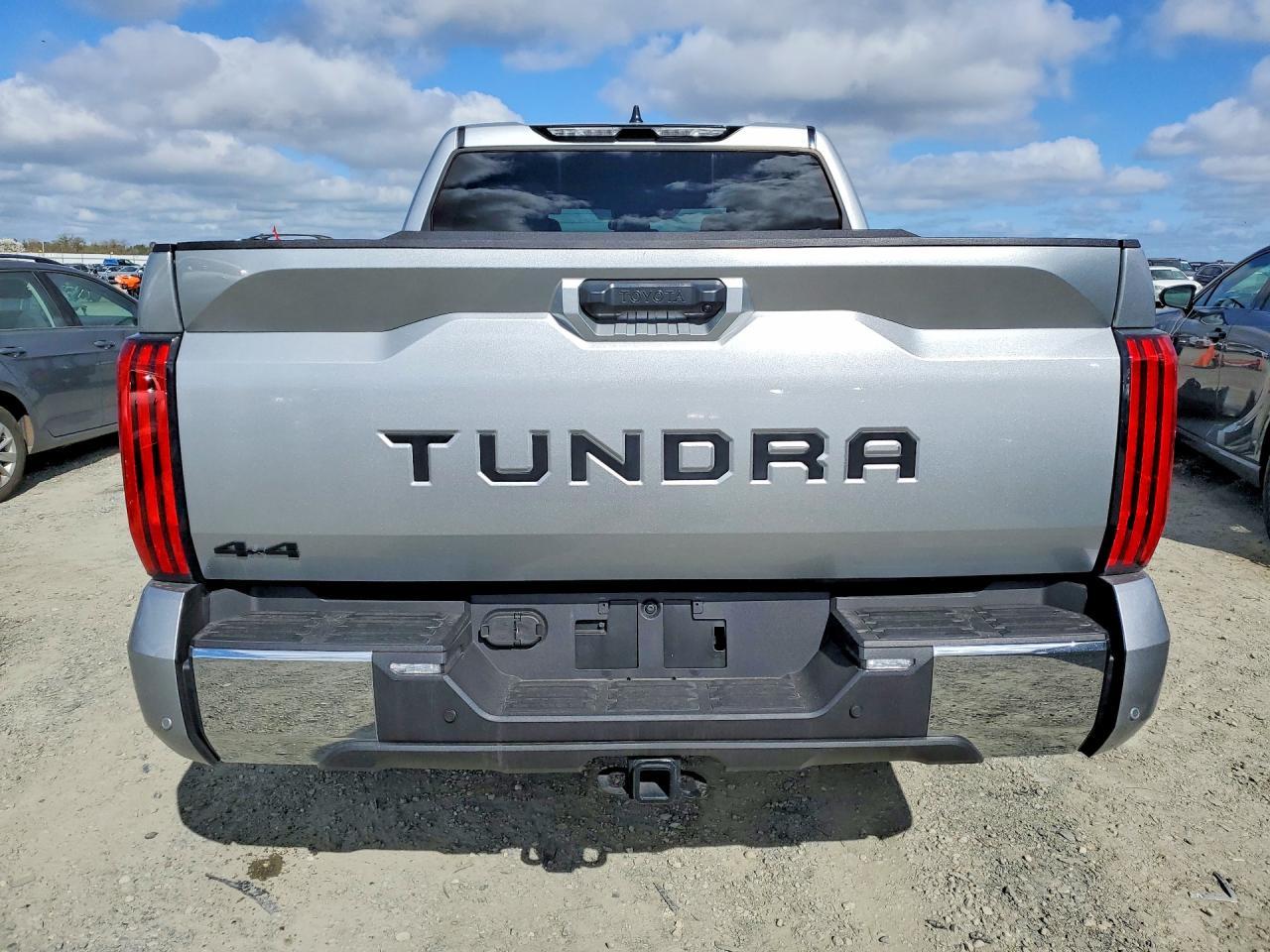 2025 Toyota Tundra Sr5 - zdjęcie 6