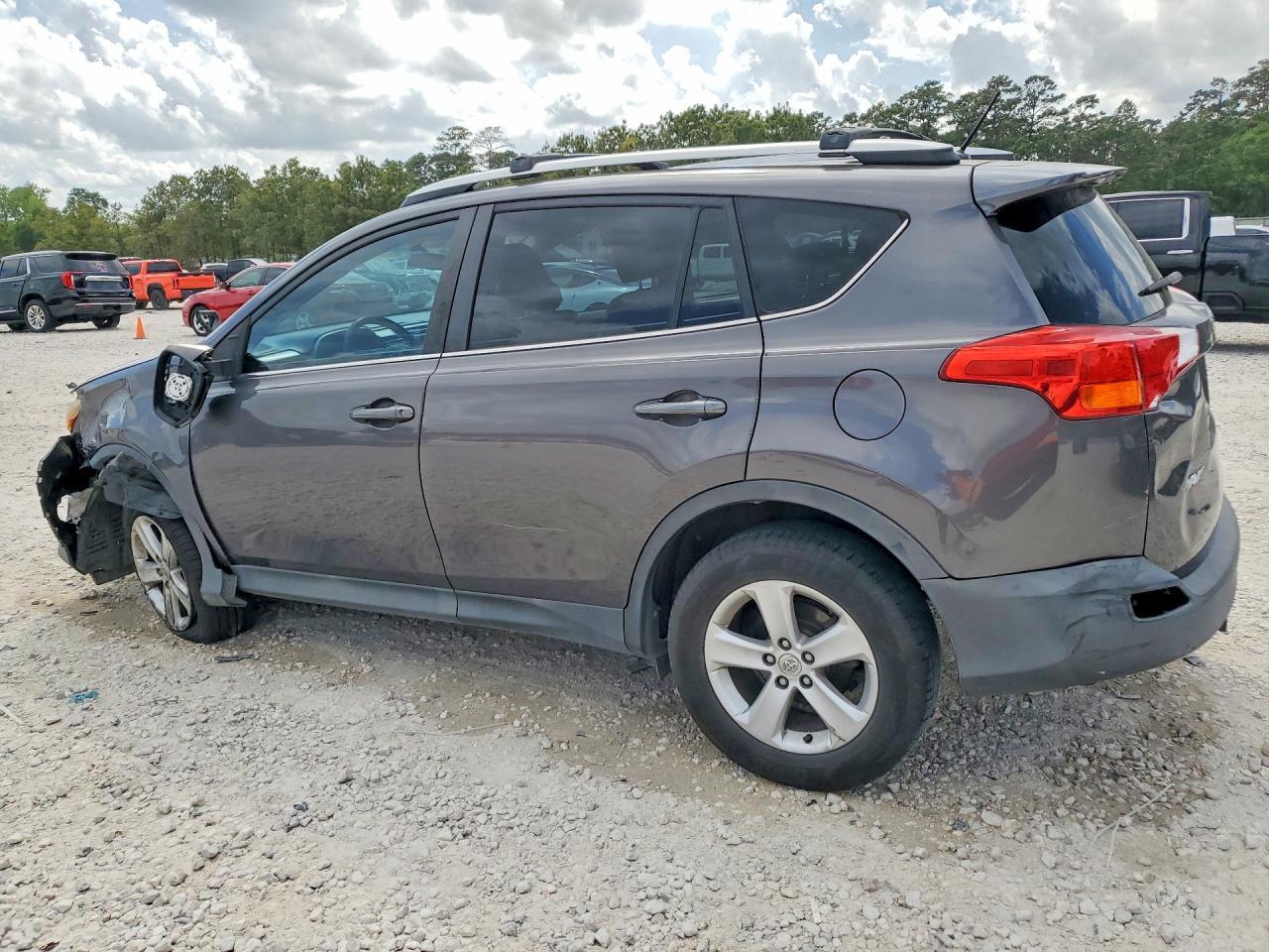 2014 Toyota Rav4 Xle - zdjęcie 2