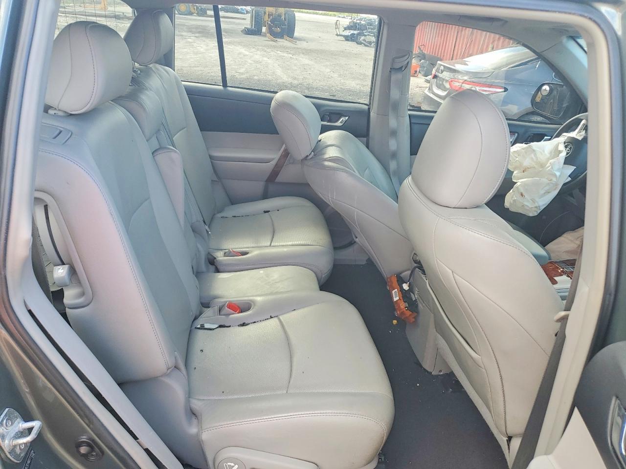 2013 Toyota Highlander Limited - zdjęcie 11