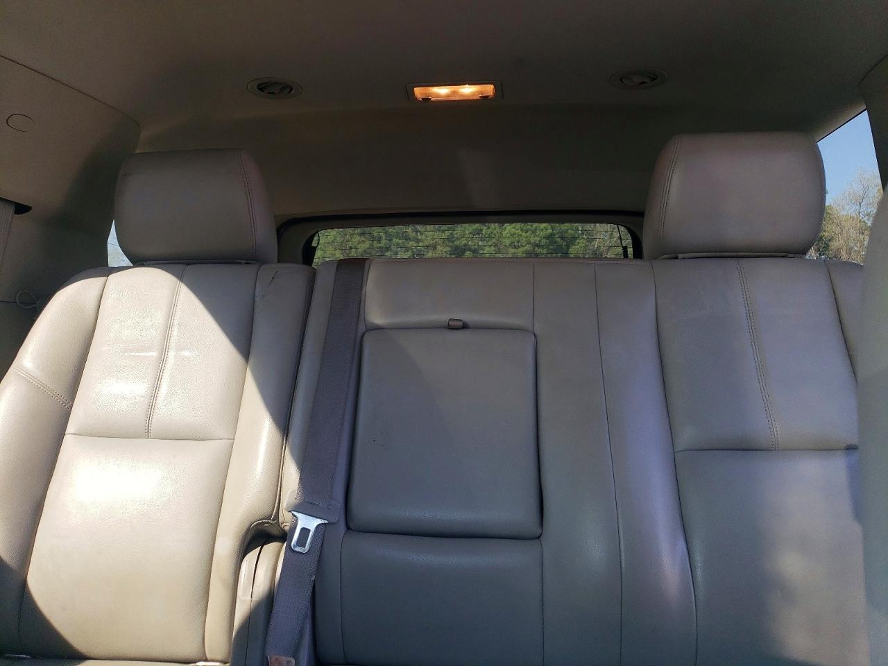 2014 Chevrolet Tahoe C1500 Lt - zdjęcie 10