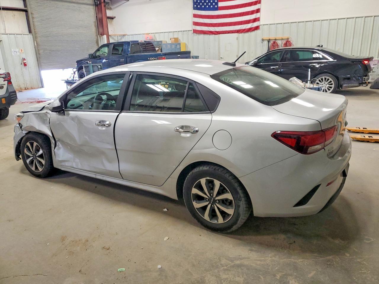 2023 Kia Rio S - zdjęcie 2