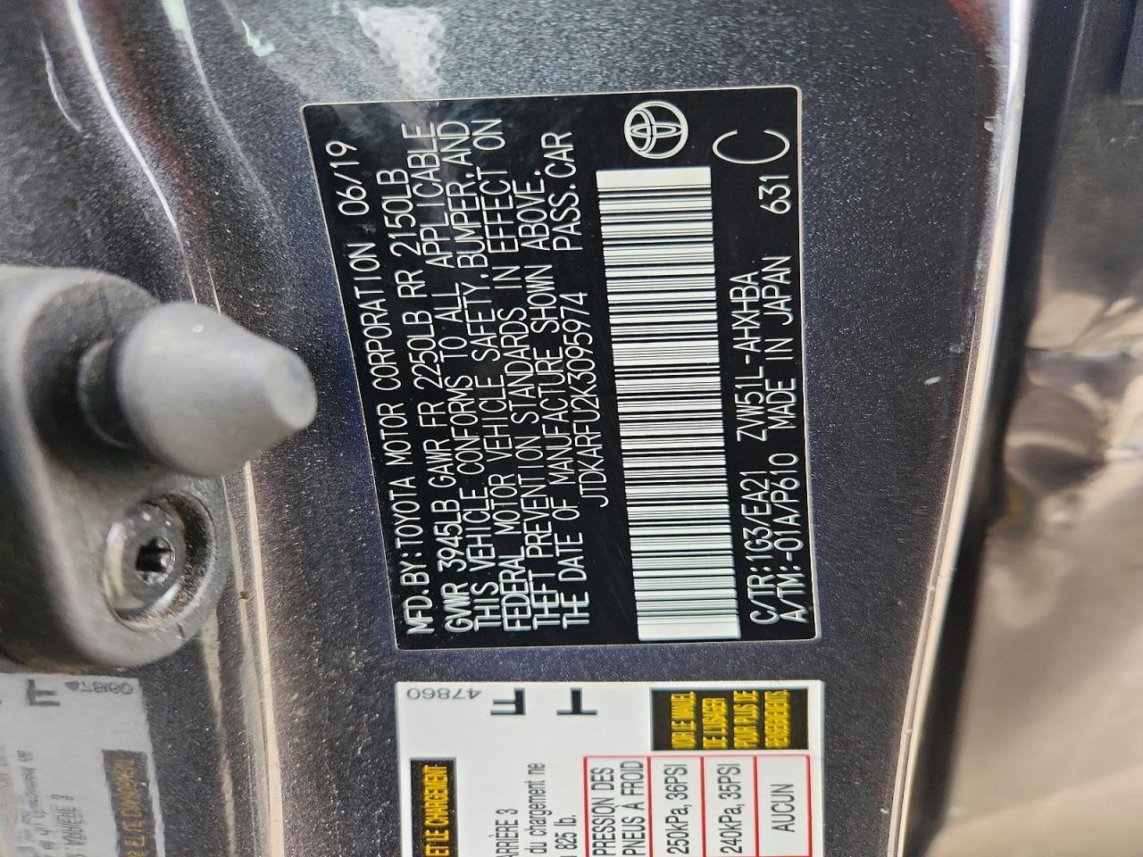 2019 Toyota Prius Limited - zdjęcie 12