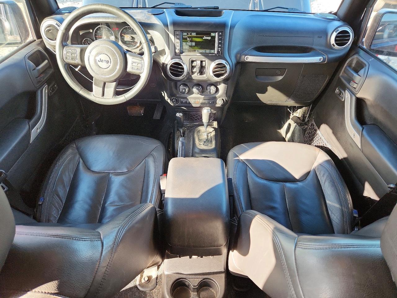 2015 Jeep Wrangler Unlimited Rubicon - zdjęcie 8