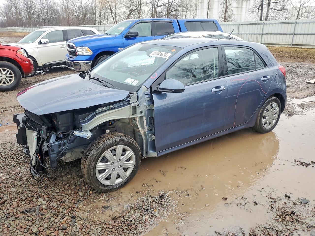 2021 Kia Rio 5-Door S - zdjęcie główne