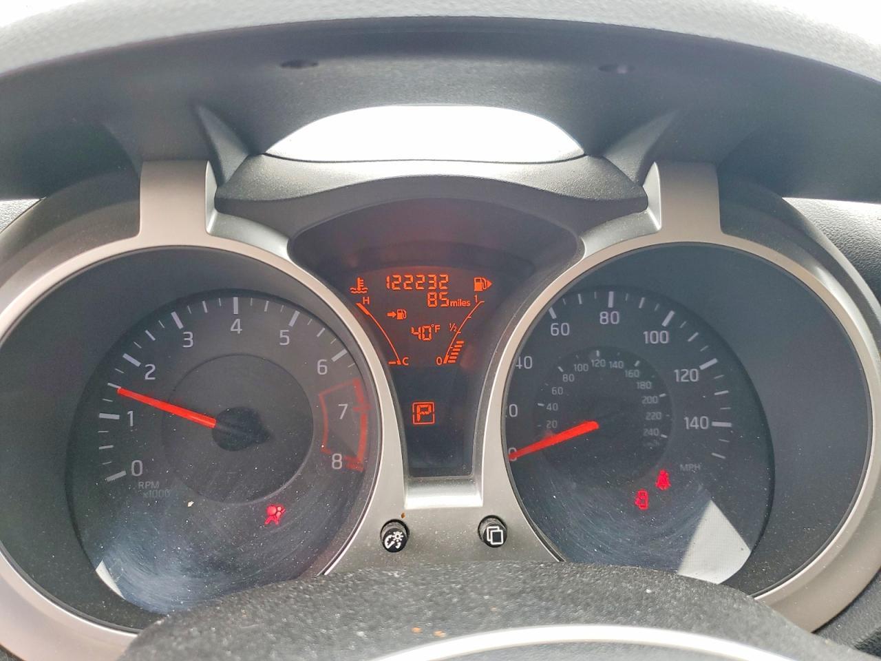 2013 Nissan Juke S - zdjęcie 9